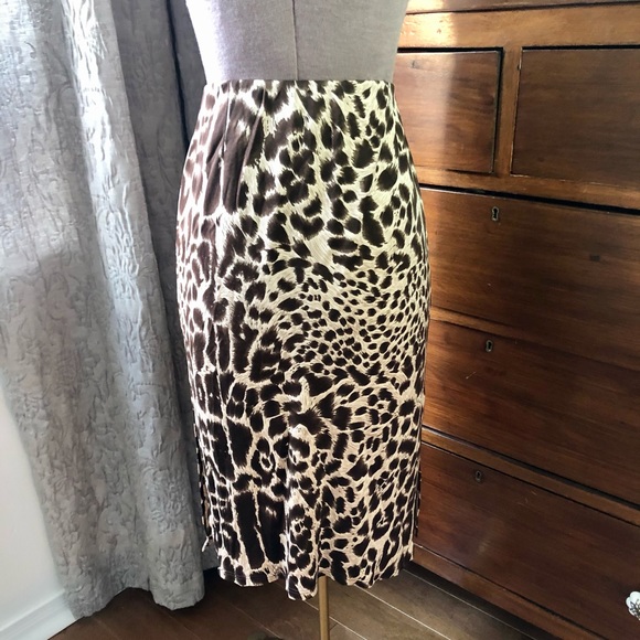 Guess leopard print high waisted skirt - Picture 5 of 5
